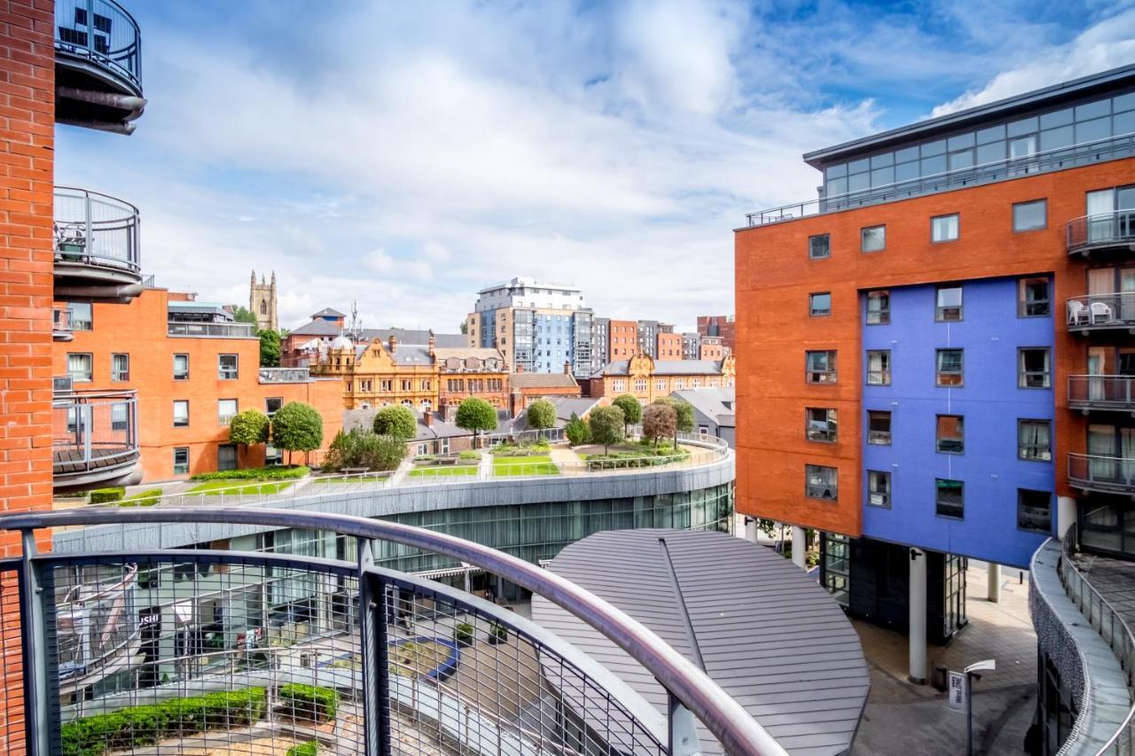 Stylish City 2 Bed, 2 Bath, Free Parking & Wifi Appartement Sheffield Buitenkant foto